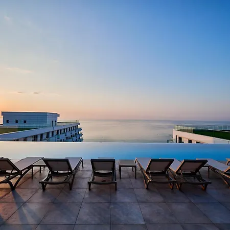 Sandy Breeze - Infinity Pool &