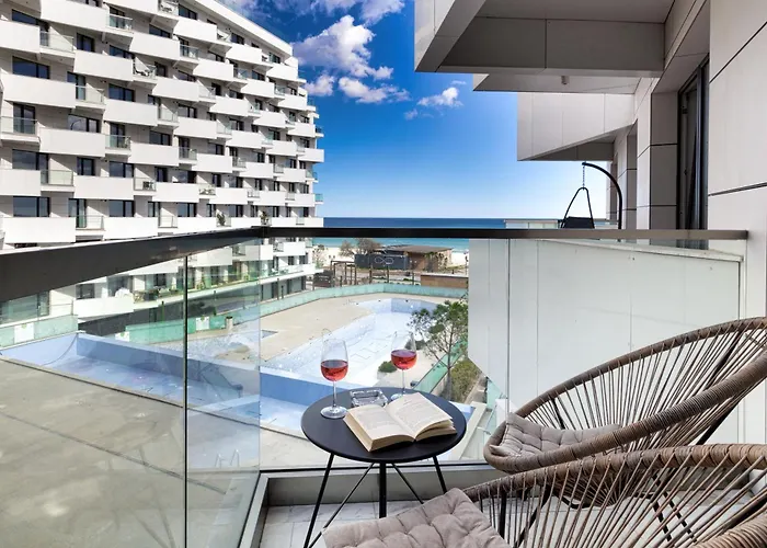 Sandy Breeze - Jacuzzi & Sauna Infinity Lägenhet Năvodari