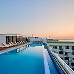 Apartment Sandy Breeze In Infinity Pool & *
