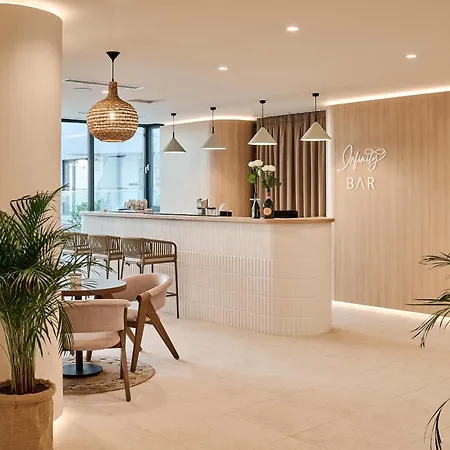 Sandy Breeze - Jacuzzi & Sauna Infinity * Năvodari